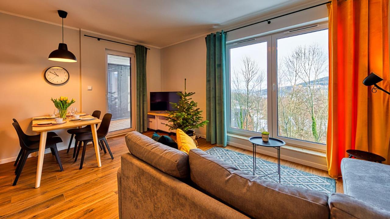 Apartament Pod Stogiem Izerskim - 5D Apartamenty Świeradów-Zdrój Extérieur photo